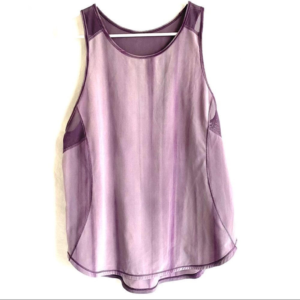 Lululemon Women athletic violet tank top